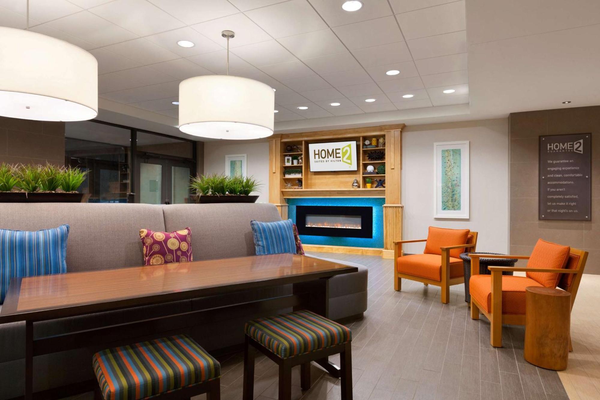Home2 Suites By Hilton Champaign/Urbana Eksteriør bilde